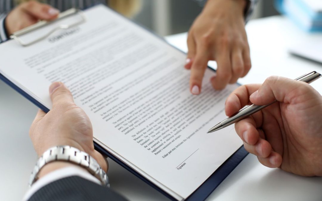 que debe de contener un contrato img